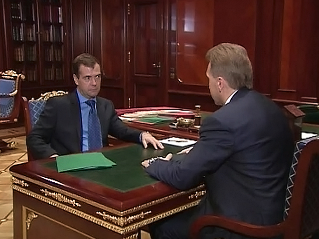 Медведев: приоритеты правительства – ВТО, моногорода и Таможенный союз