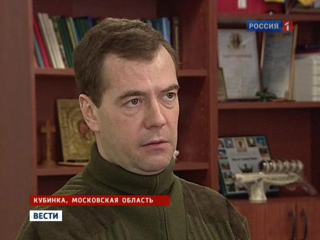 Медведев: с непримиримыми боевиками переговоров быть не может