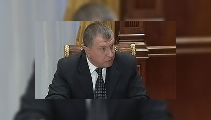 Сечин: глава BP покидает свой пост