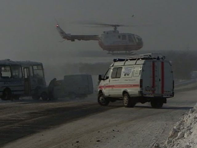 Учения МЧС и ГИБДД: раненым в ДТП поможет вертолет