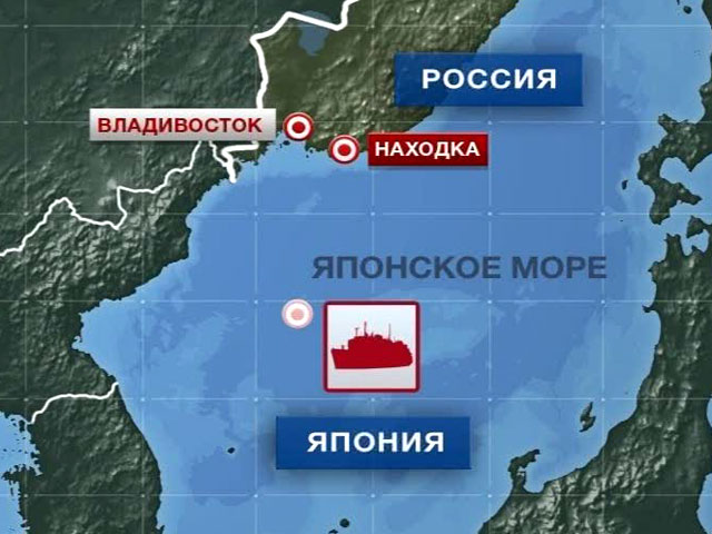 Корейский буксир спешит на помощь теплоходу с россиянами