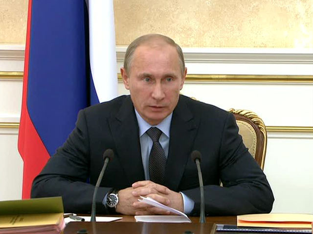 Путин требует прекратить разговоры о корректировке тарифов ЖКХ