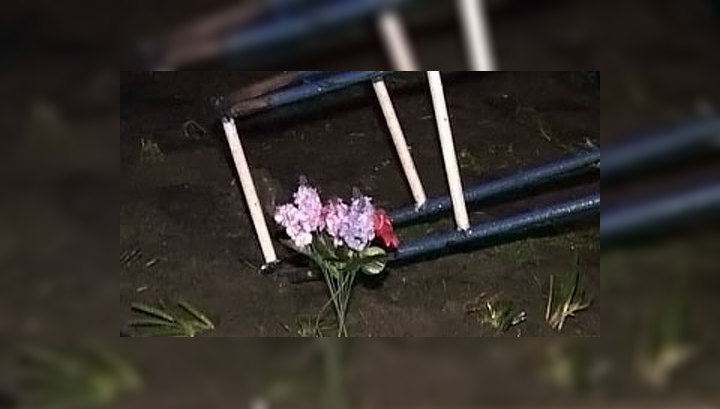 Пьяный водитель без прав врезался в праздничное шествие