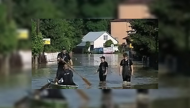 Наводнение в Варшаве: Вислу сдерживают только мешки с песком