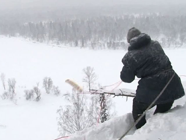 В Междуреченске начали принудительный спуск лавин