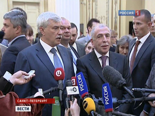Полтавченко и Козак заложили в Петербурге кленовую аллею