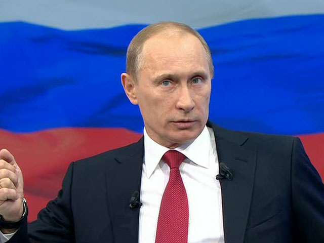 Премьер РФ констатировал рост производства и доходов населения