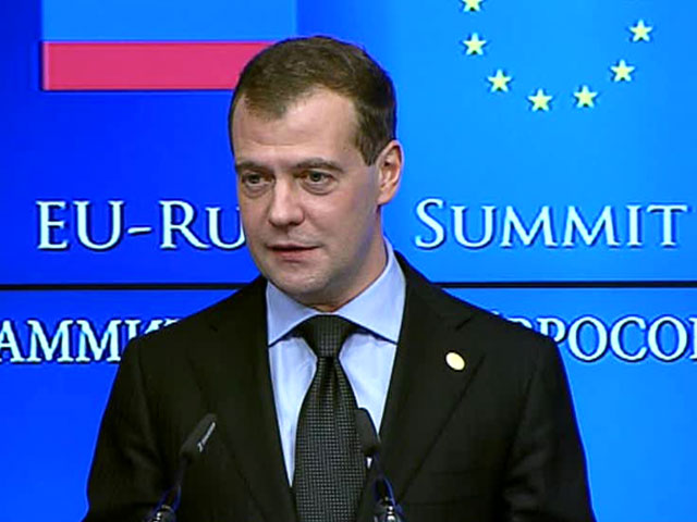 Медведев: выборы в России - не забота Европарламента