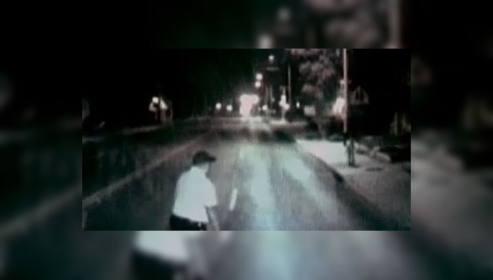 В Техасе водитель автобуса чудом не задавил младенца