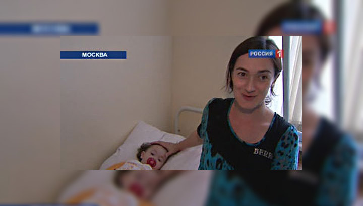 Врачи вернули потерянную кисть полуторагодовалой девочке
