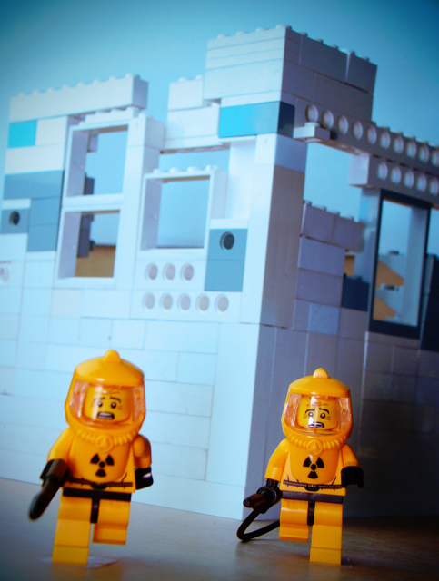 LEGO по мотивам "Фукусимы"