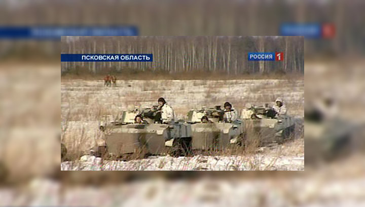 Уникальная операция под Псковом: десант боевых машин с экипажем внутри