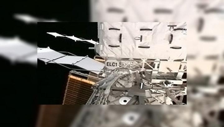 Перестыковку "Союза" перенесли из-за того, что на МКС "вылетели пробки"