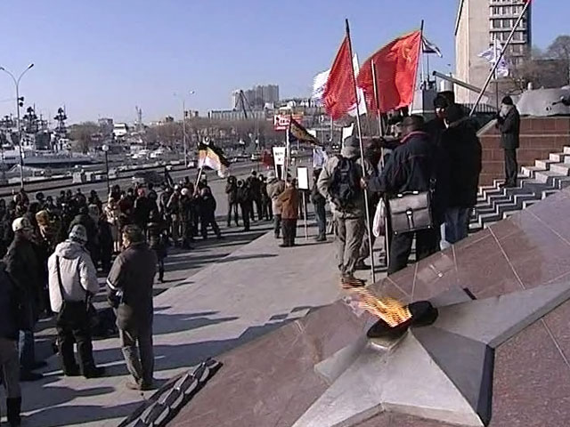 В Хабаровске и Красноярске требовали честных выборов