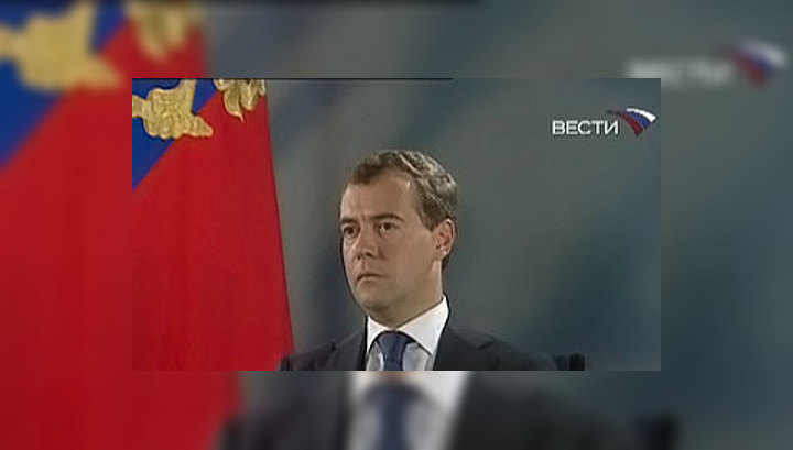 Медведев: внешний негатив повлиял на рынок больше, чем военная кампания