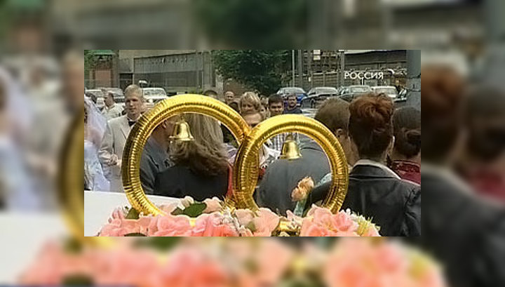 В день "трех девяток" в Москве ожидается свадебный бум