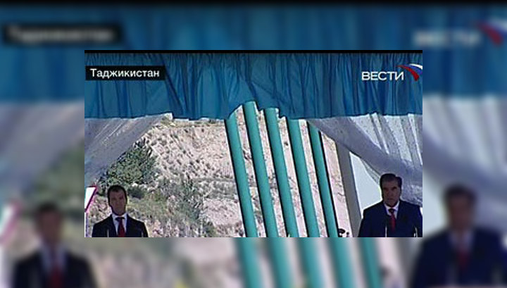 Медведев и Рахмон запустили Сангтудинскую ГЭС-1