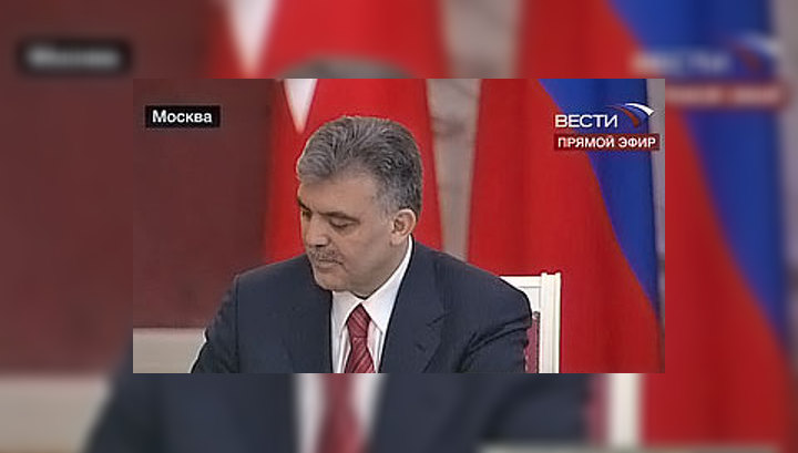 Абдулла Гюль пригласил Владимира Путина посетить Турцию