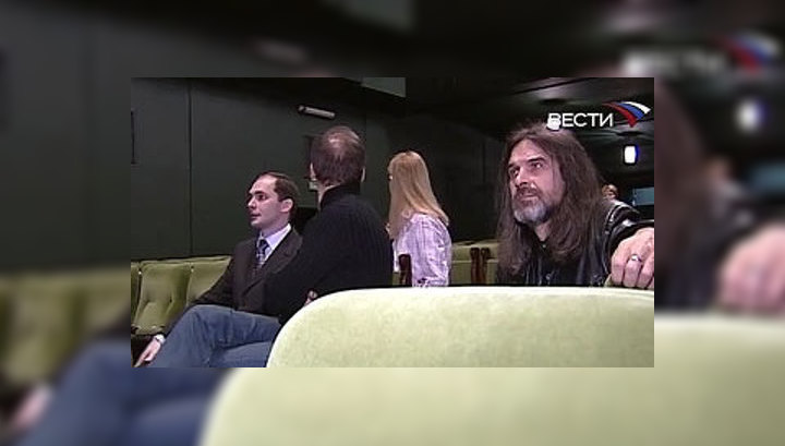 На 53-м году жизни скончался певец и композитор Павел Смеян