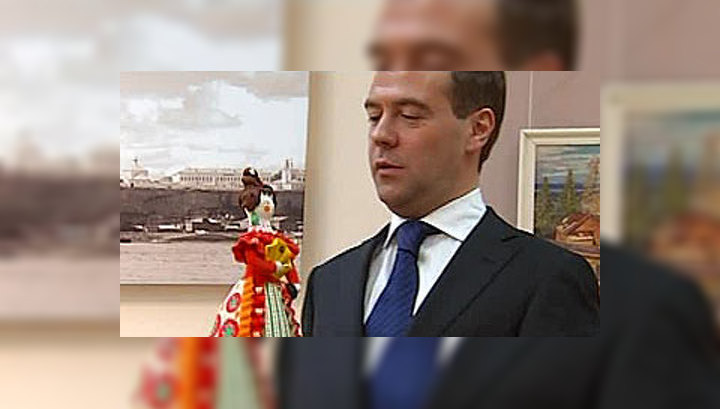 Дмитрий Медведев расписал "Барыню"