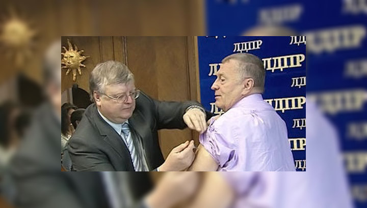 Прививка для Думы: депутатов призывают к вакцинации