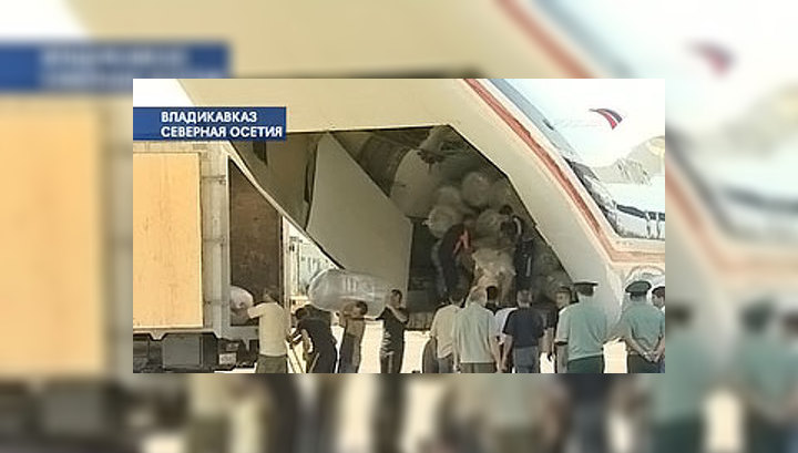Из Белграда во Владикавказ прибыл второй самолет с гуманитарной помощью