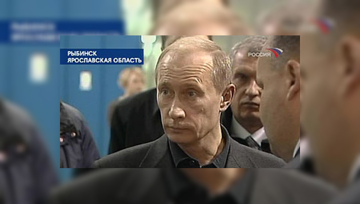 Владимиру Путину показали новейшие двигатели на заводе "Автодизель"
