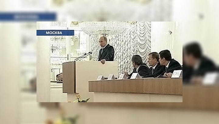 Рабочим посоветовали взяться за мозги, а не булыжники