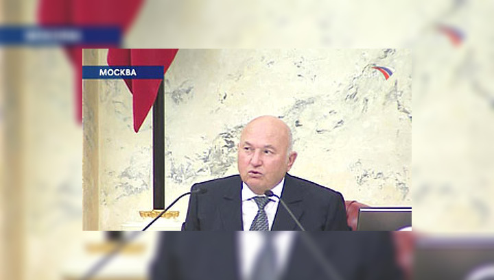 Лужков: вступать России во ВТО рано и вредно