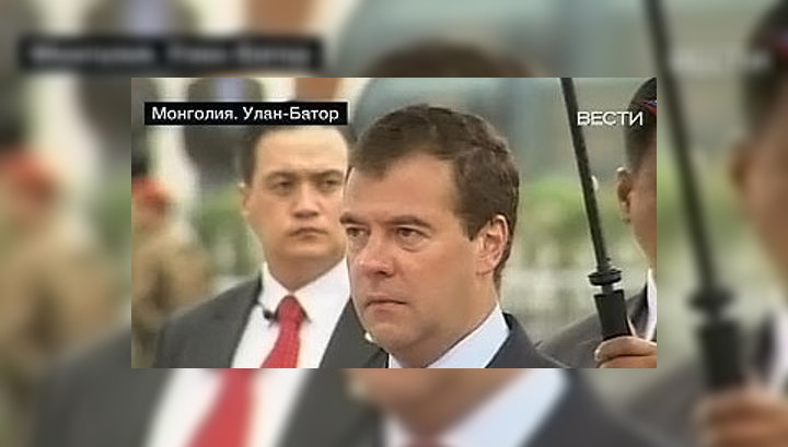 Медведев: Россия и Монголия будут противостоять фальсификации итогов войны