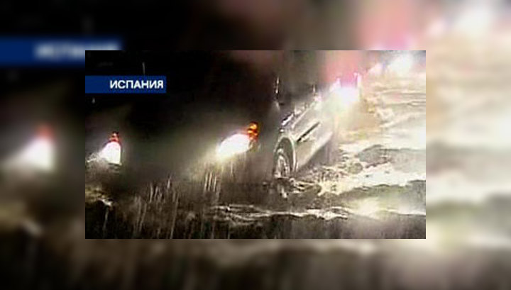 Сотни домов в Валенсии остались без электричества