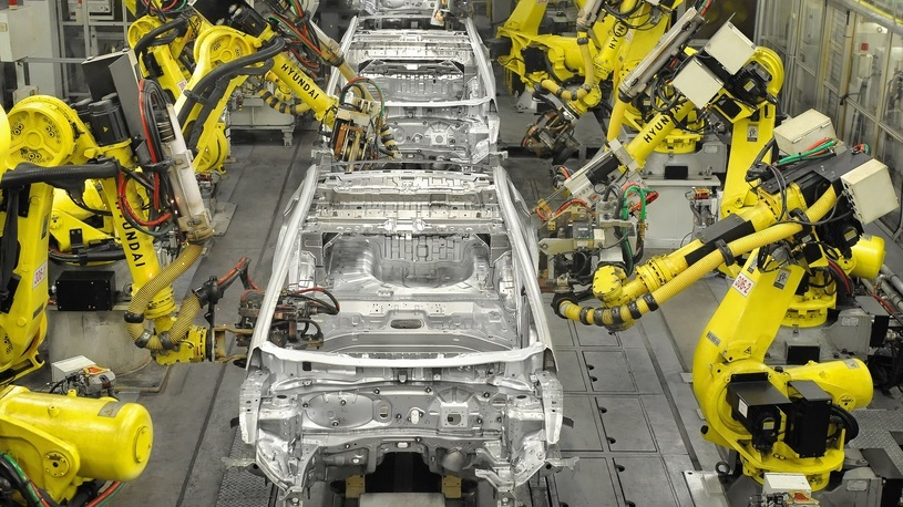 Hyundai временно остановит свой завод в России