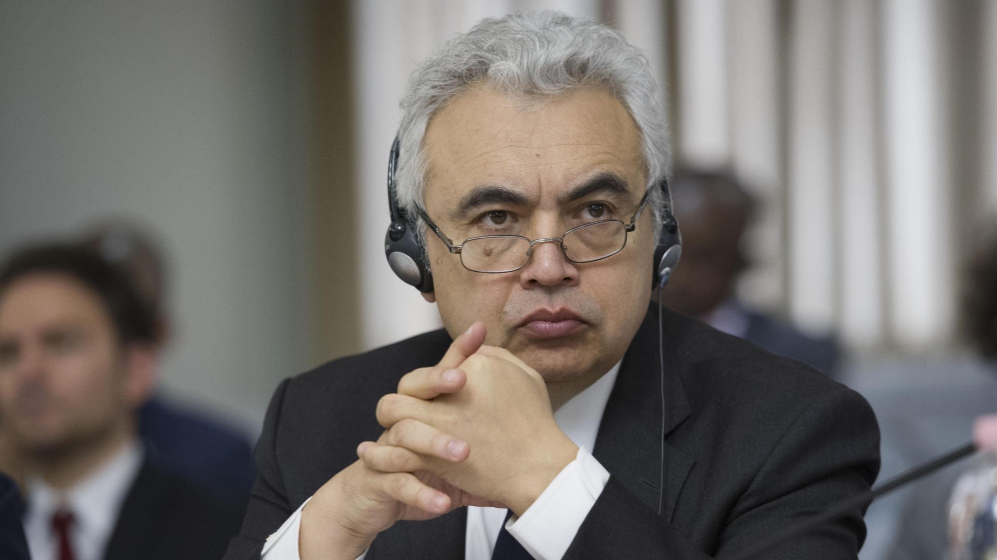 МЭА прогнозирует обрушение спроса на нефть на 20%