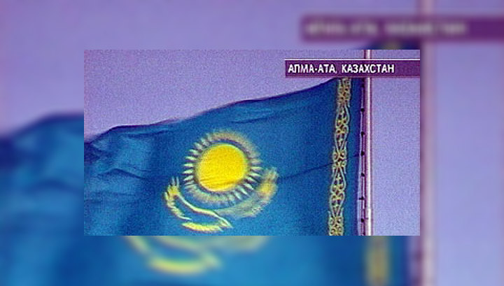 Казахстан ввел миграционные карточки