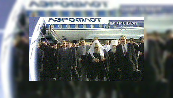 Алексий II посетит четыре храма в Петербурге