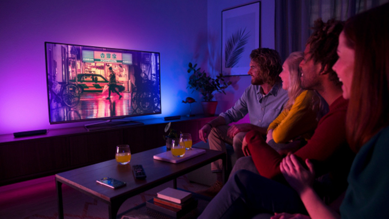 В России вышли новые "умные" лампы и светильники Philips Hue