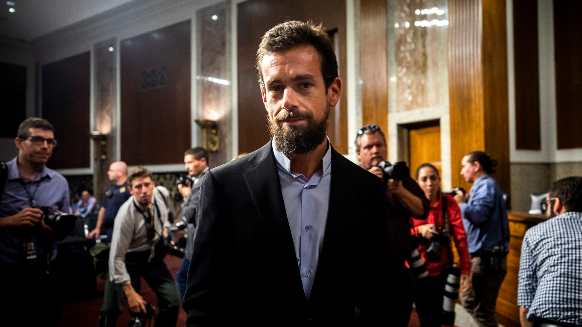 Глава Twitter пожертвует $1 миллиард на борьбу с коронавирусом