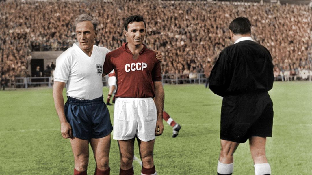 Английский фотохудожник раскрасил архивные фотографии сборной СССР
