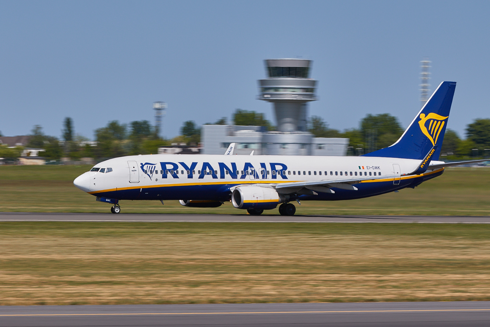 Ryanair намерена с 1 июля возобновить 40% рейсов
