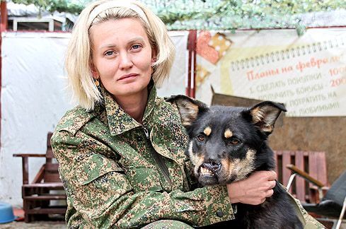 Ветеринары выходили щенка со срезанной мордой и назвали его Пятачком
