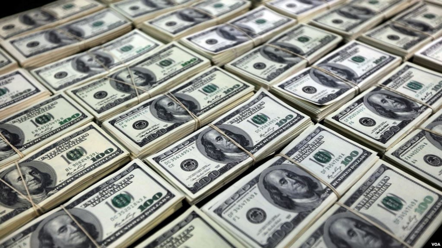 Банк России: отток капитала из России вырос в январе-мае до $33,5 миллиарда