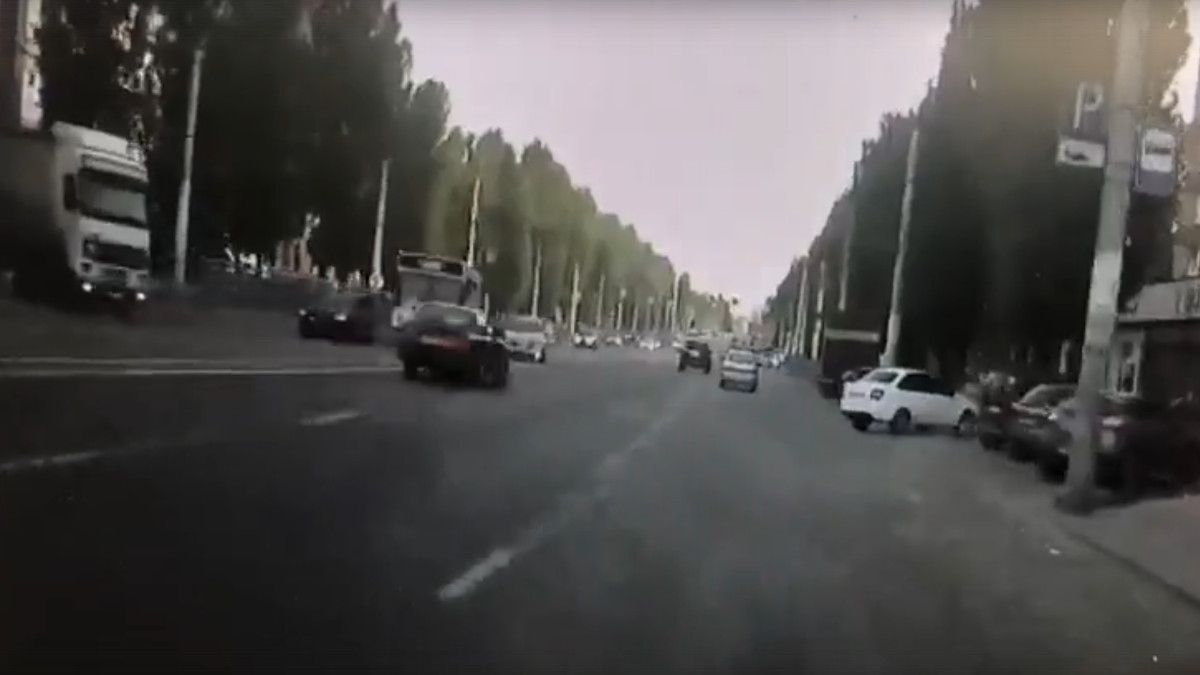 Уклонялся от встречного: появился второй ракурс аварии с воронежским полицейским