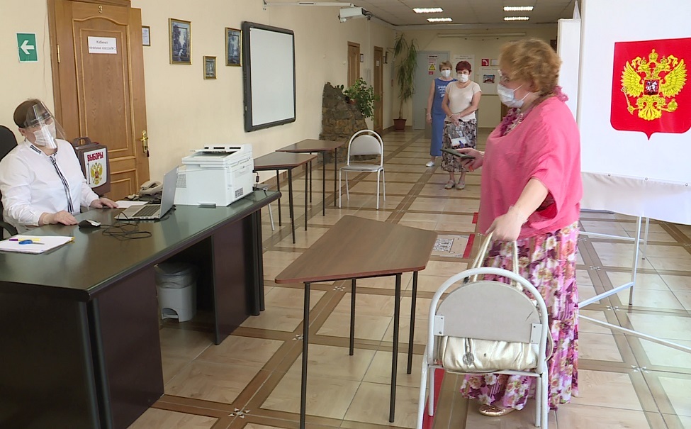 Более семи тысяч жителей Липецкой области воспользовались системой "Мобильный избиратель"