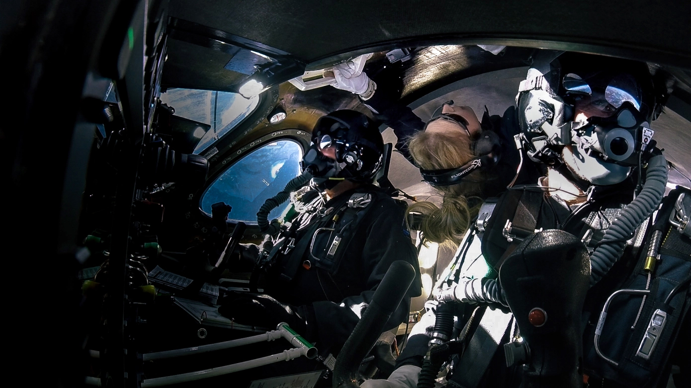 Virgin Galactic разработает программу туристических полетов в космос