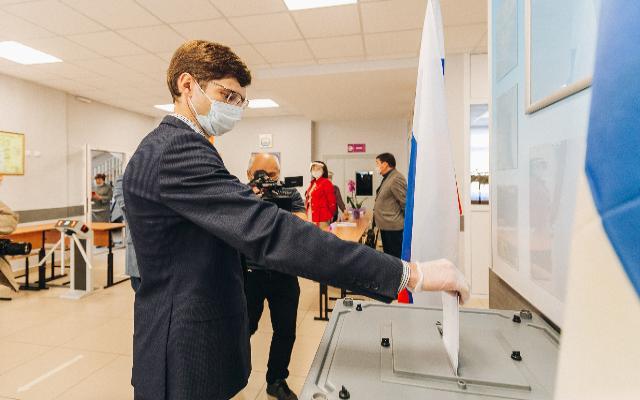 В Бурятии увеличили время работы УИКов для досрочного голосования по Конституции