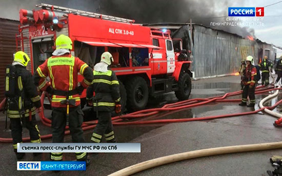 Пожар на территории таможенного терминала в Петербурге локализован