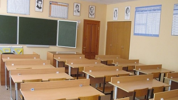 После убийства учителя в поселок Смоленский выехала рабочая группа Минобра