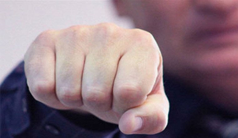 За замечание. На Южном Урале жестоко избили беременную женщину