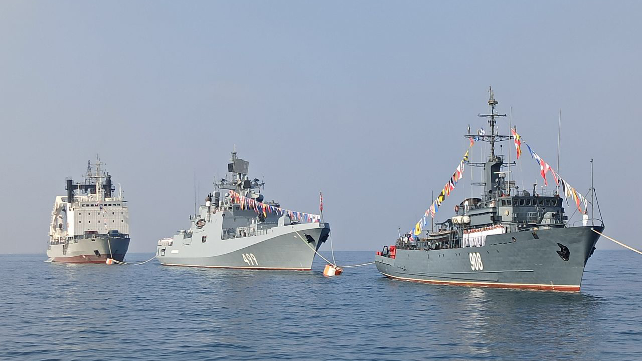 В Сирии прошел парад в честь Дня ВМФ России