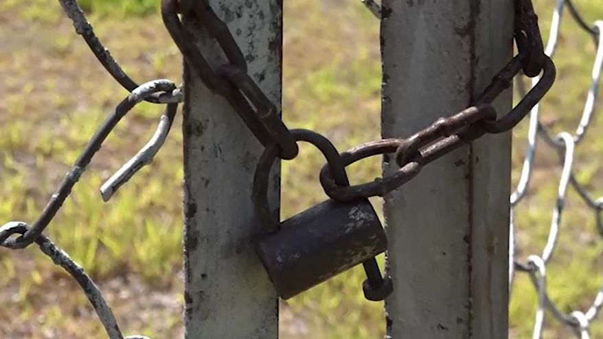 Полицейские предотвратили суицид жителя Владивостока с младенцем на руках